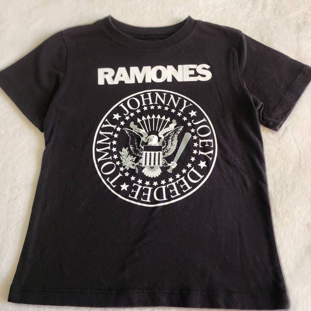 Ramones Black Graphic Tshirt Size 5t